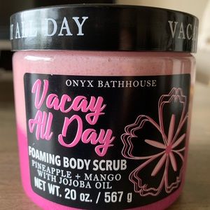 Foaming body scrub